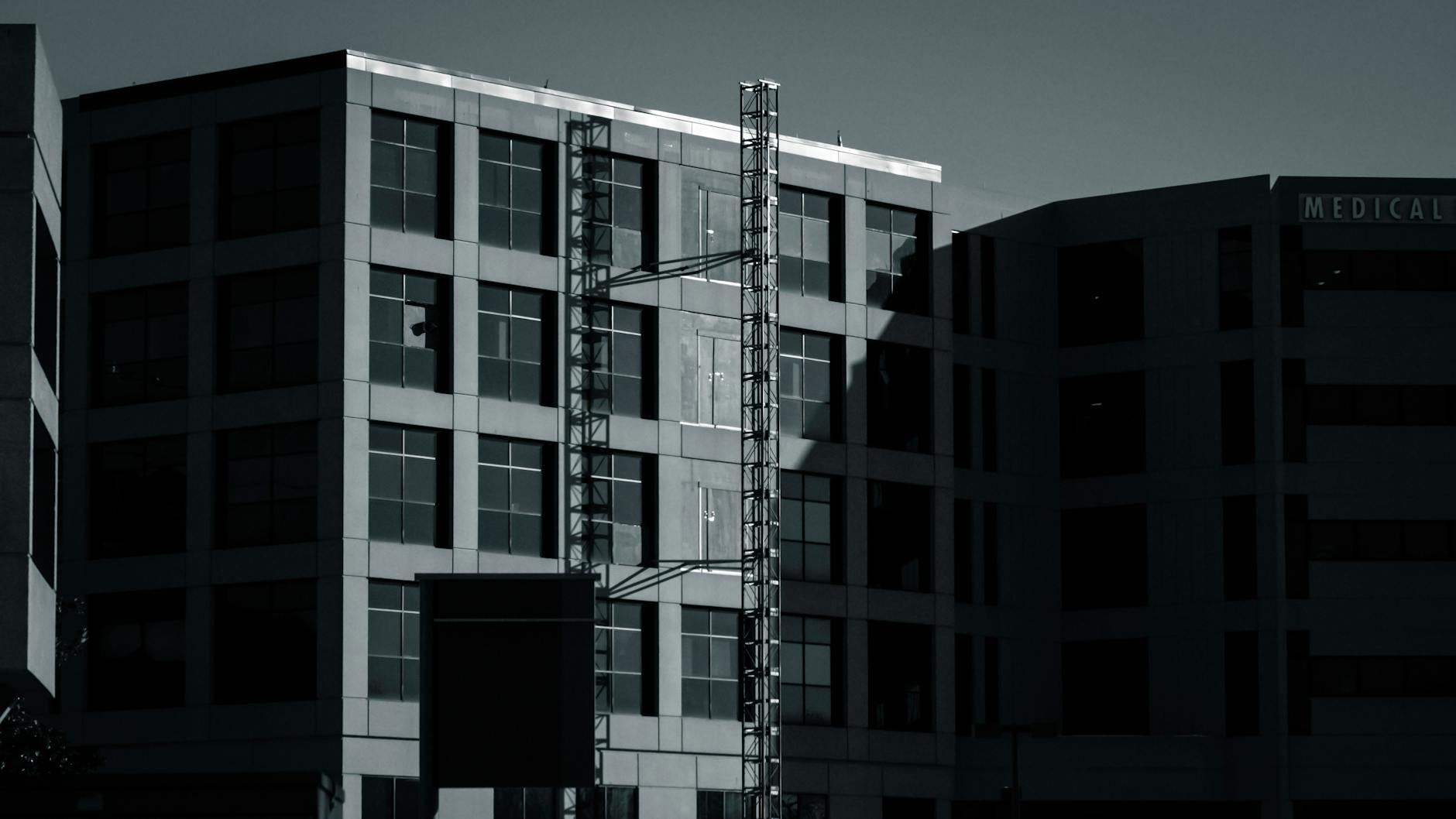 Asbestos Exposure at Scott Memorial Hospital — Scottsburg, Indiana: What Workers and Tradesmen Need to Know